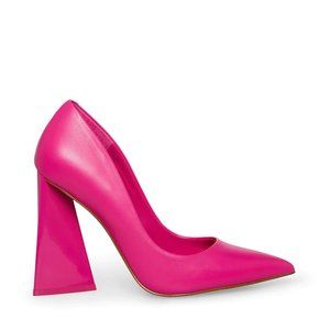 Steve Madden Pickee Pink Leather Pump Size 7